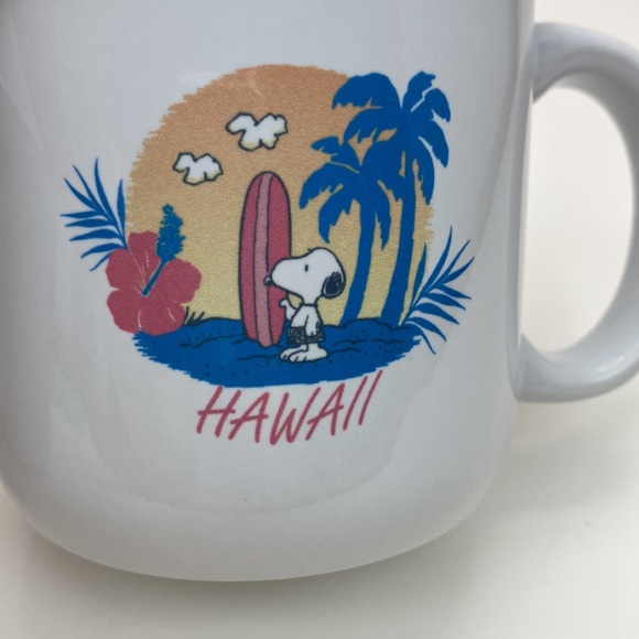 Snoopy Hawaii Surfboard Peanuts mug NWT Snoopy surfboard Hawaii - Picture 8 of 9